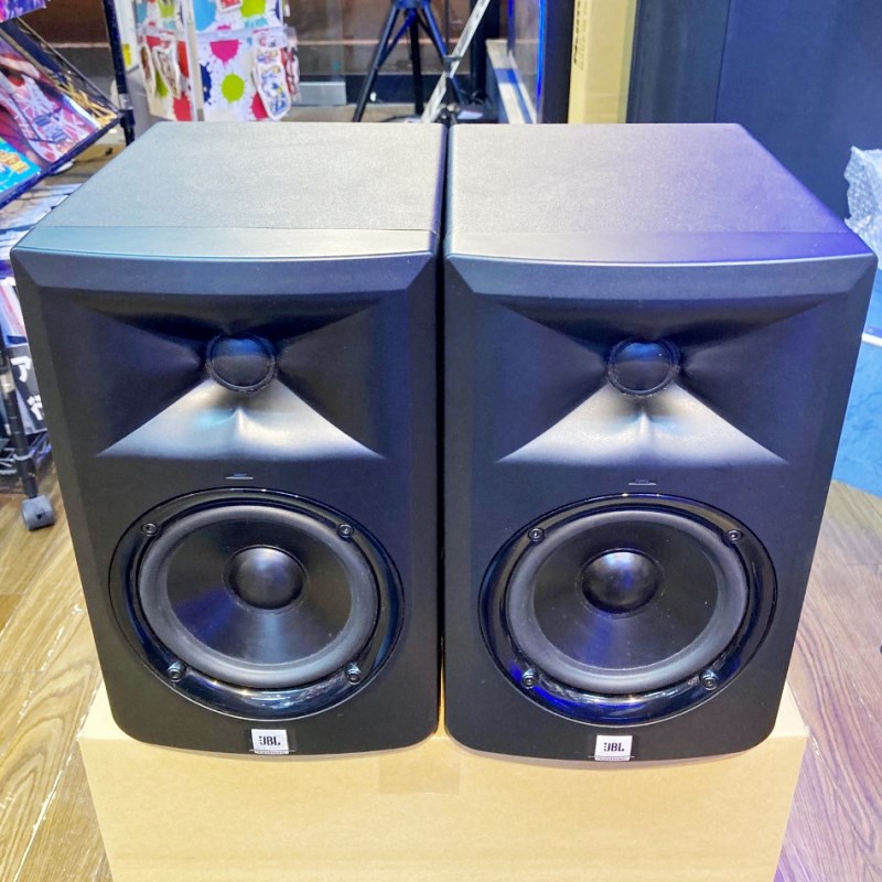 JBL LSR305の画像